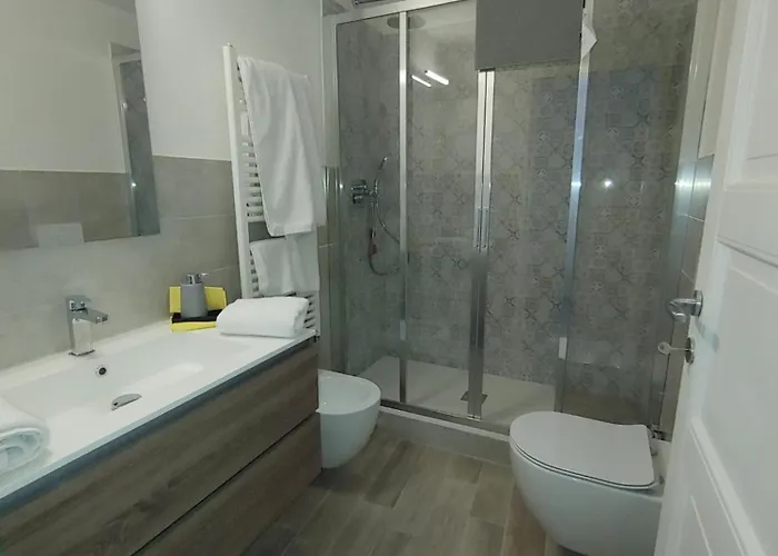 ベッド・アンド・ブレックファスト Residenza Cavour 3*