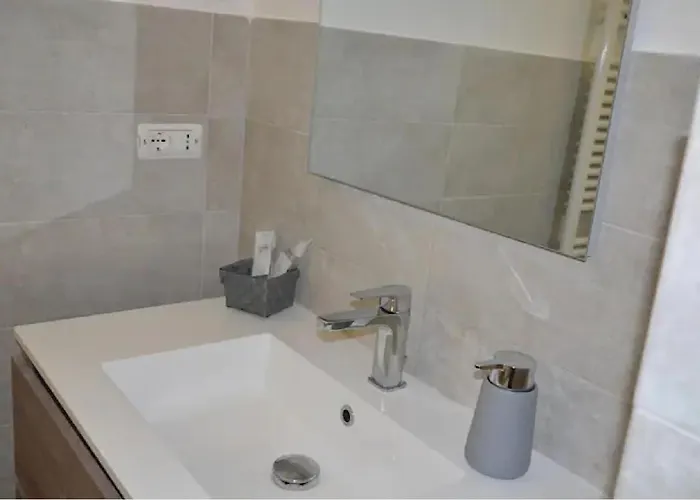 Residenza Cavour ベッド・アンド・ブレックファスト 3*