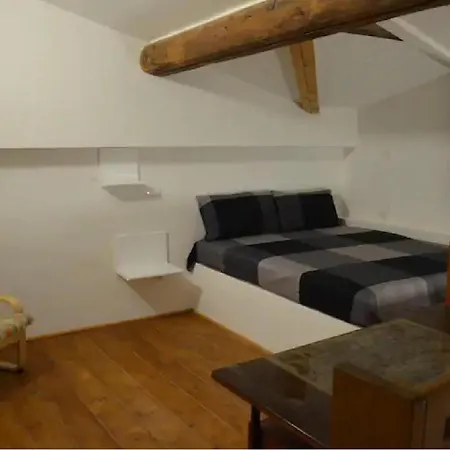 Bed & Breakfast Residenza Cavour Florence